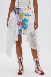 CARLY LACE GRAPHIC SHORT