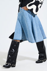 AZALEA WANG BLACK FOLD OVER CHUNKY BOOT