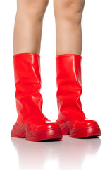 AZALEA WANG CHADWICK FLATFORM BUCKET BOOT IN RED