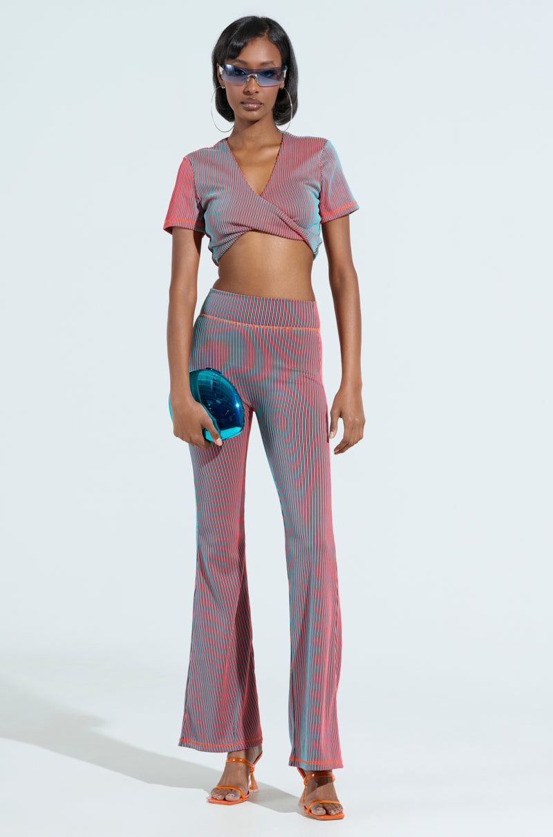 DOUBLE TAKE RIBBED TWISTED CROP TOP