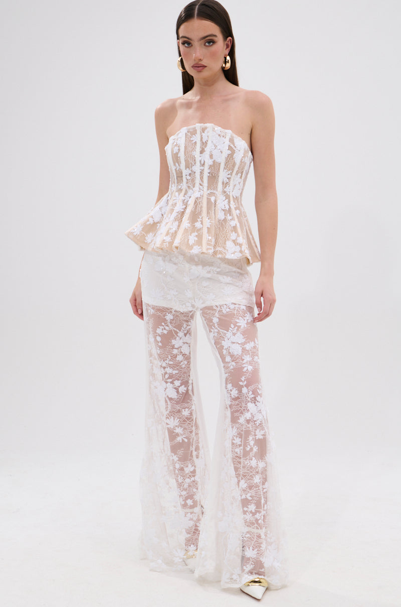 UP NEXT LACE PANT IN WHITE