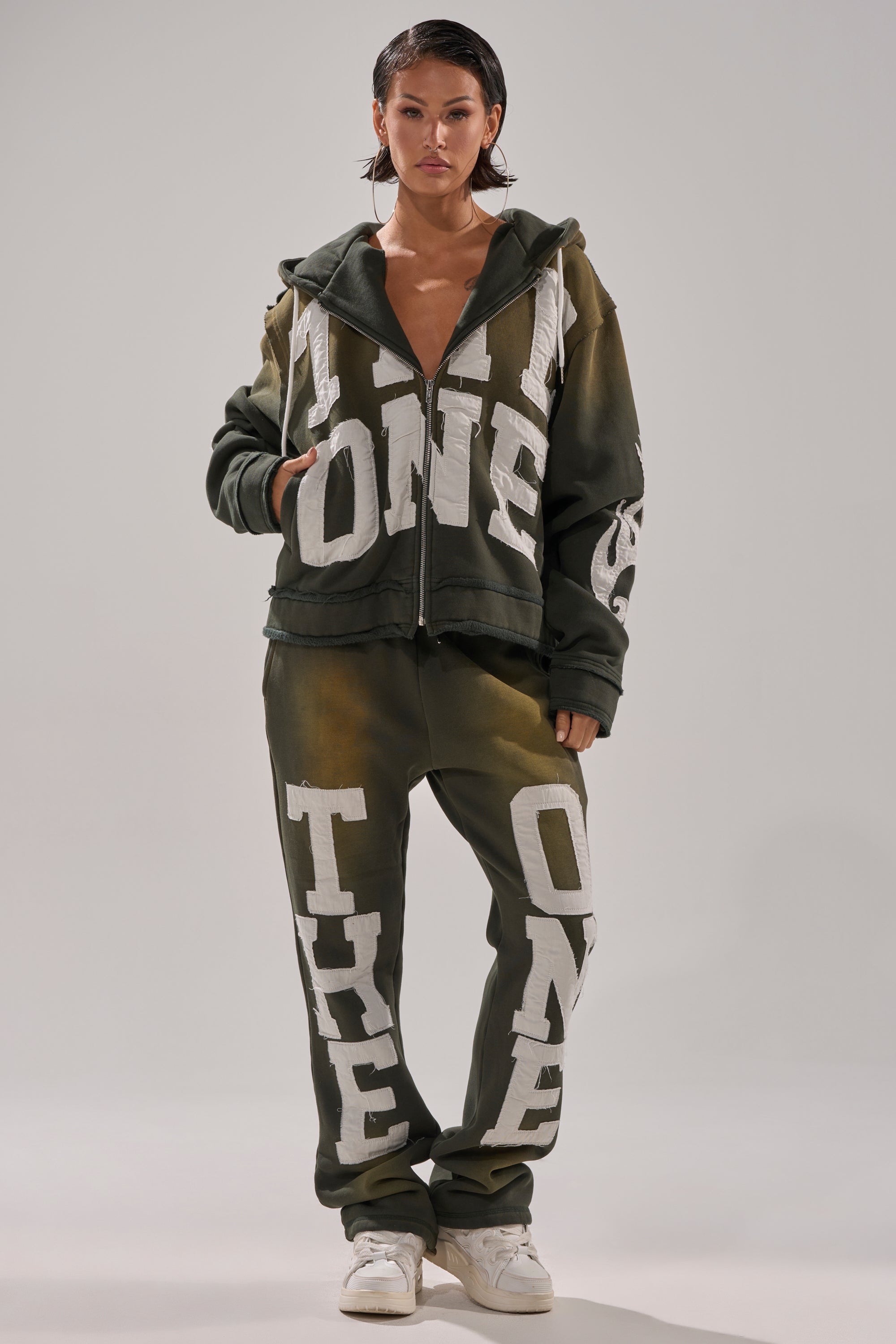 THE ONLY ONE ZIP SWEATSHIRT