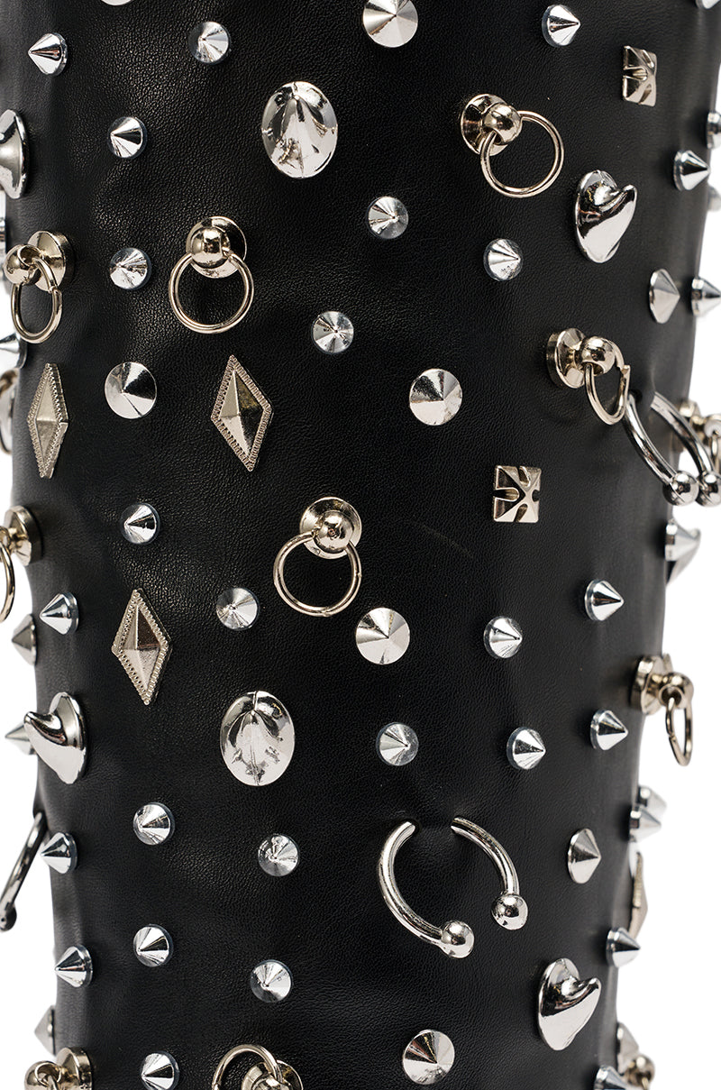 AZALEA WANG AKRISTA BLACK HARDWARE EMBELLISHED STILETTO KNEE HIGH BOOT