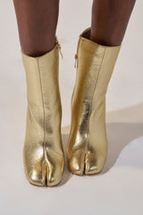 AZALEA WANG BILHA GOLD SPLIT TOE CHUNKY BOOTIE