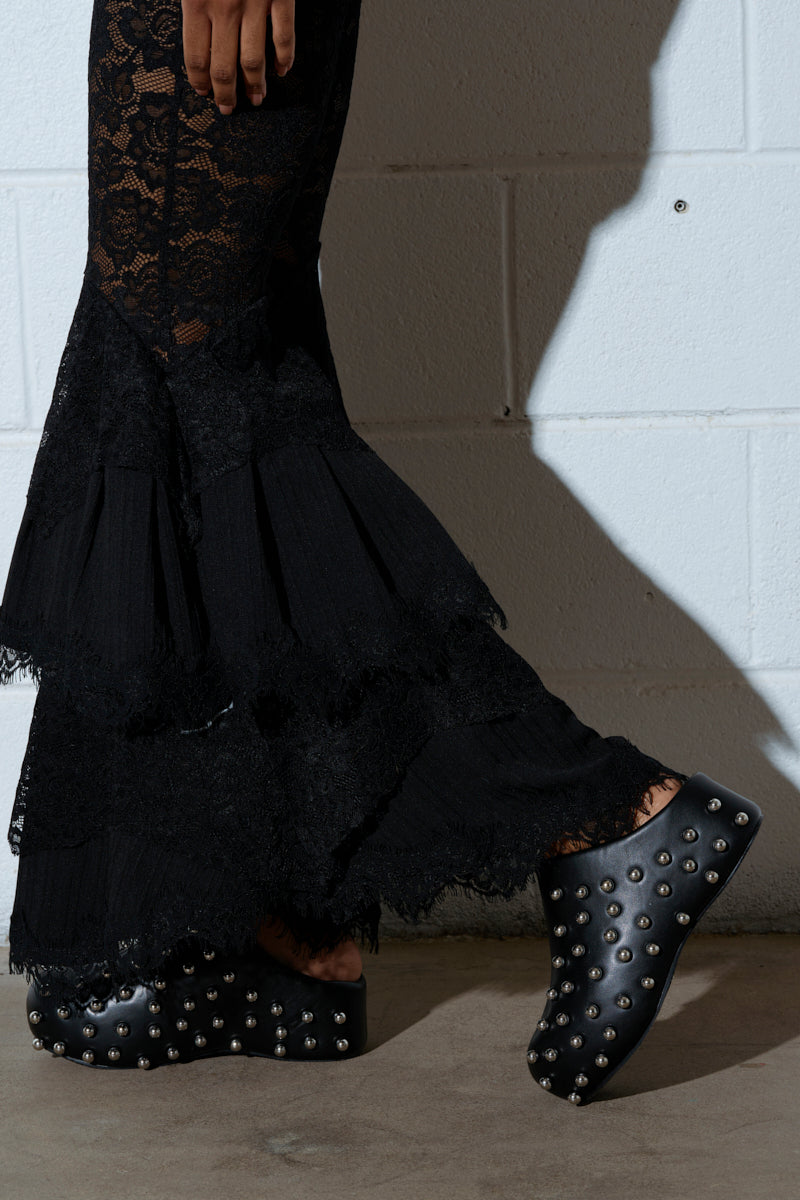 AZALEA WANG DARWIN STUD FLAT CLOG IN BLACK