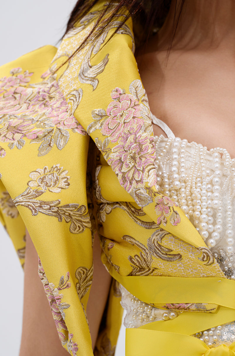 DION STATEMENT BOLERO IN YELLOW