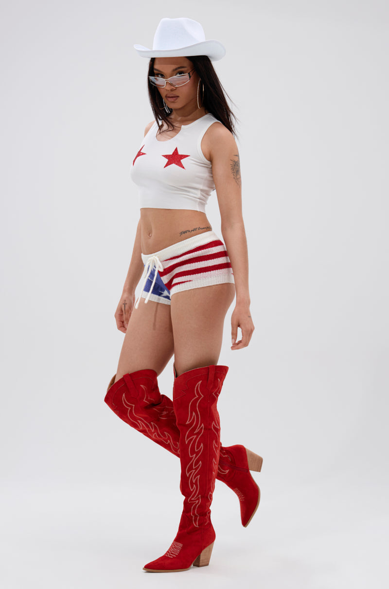 PARTY IN THE USA SHORT