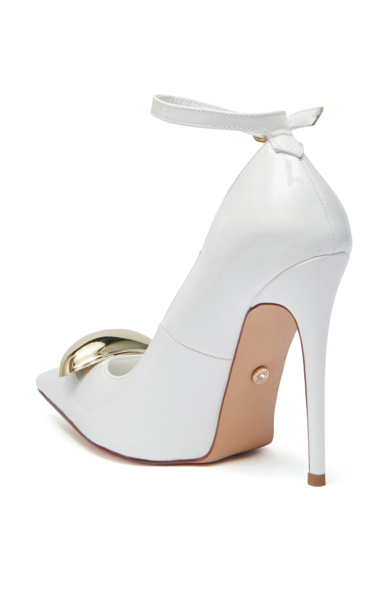 AZALEA WANG ESMARIA WHITE METAL EMBELLISHED PUMP