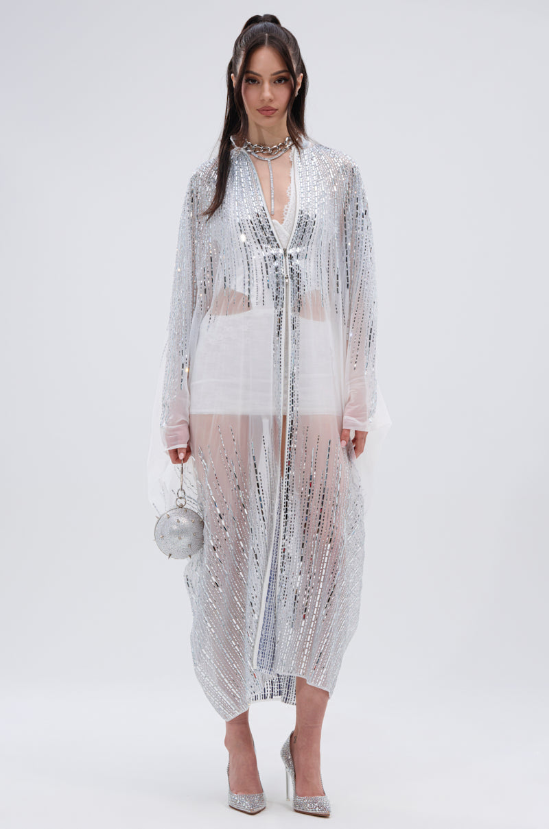 SPARKLE AND SHINE BLOUSE IN WHITE