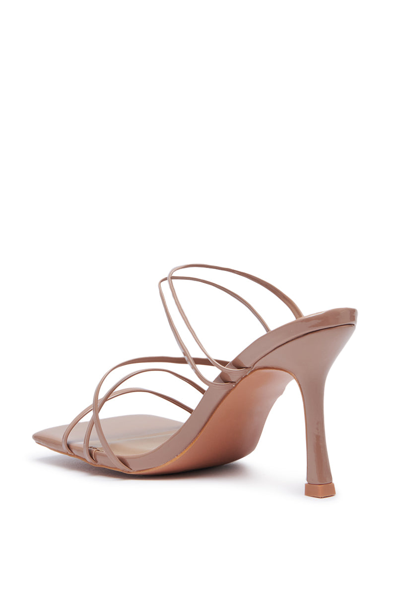 AKIRA HUGHIE NUDE NEW STRAPPY SLIP ON SANDAL