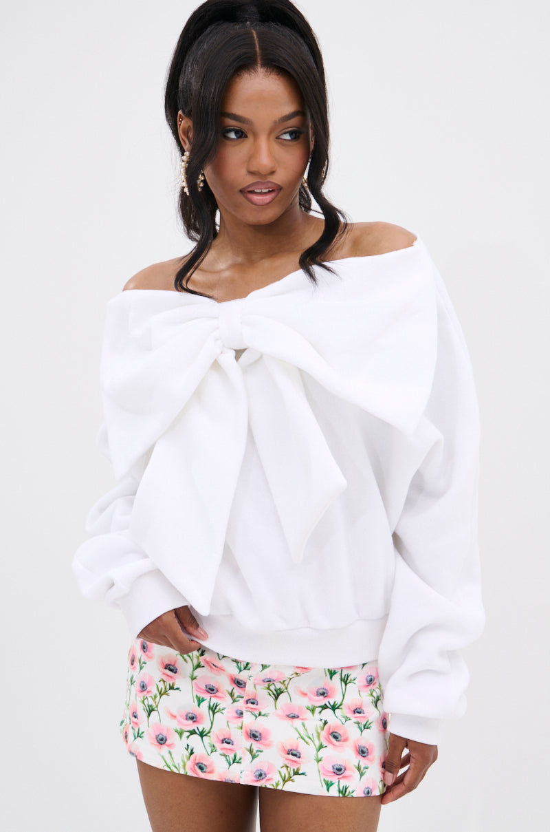 THE BEST BOW SWEATER