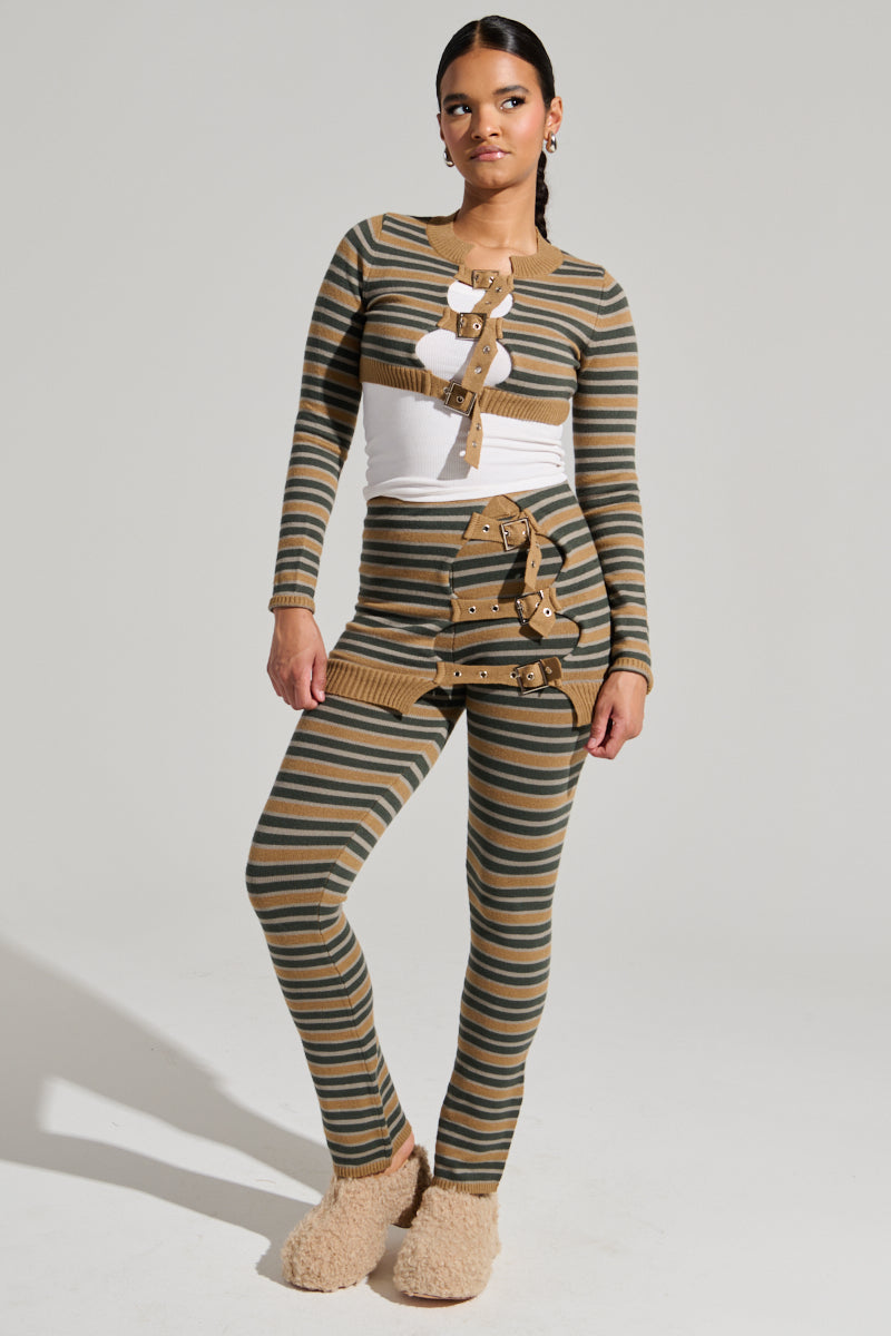 SAY LESS LONG SLEEVE SWEATER TOP