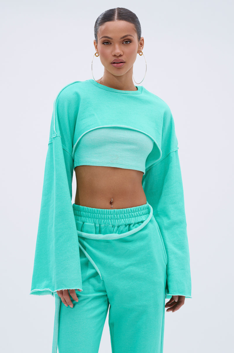 ISSA DOUBLE LAYER CROP SWEATSHIRT IN TIFFANY