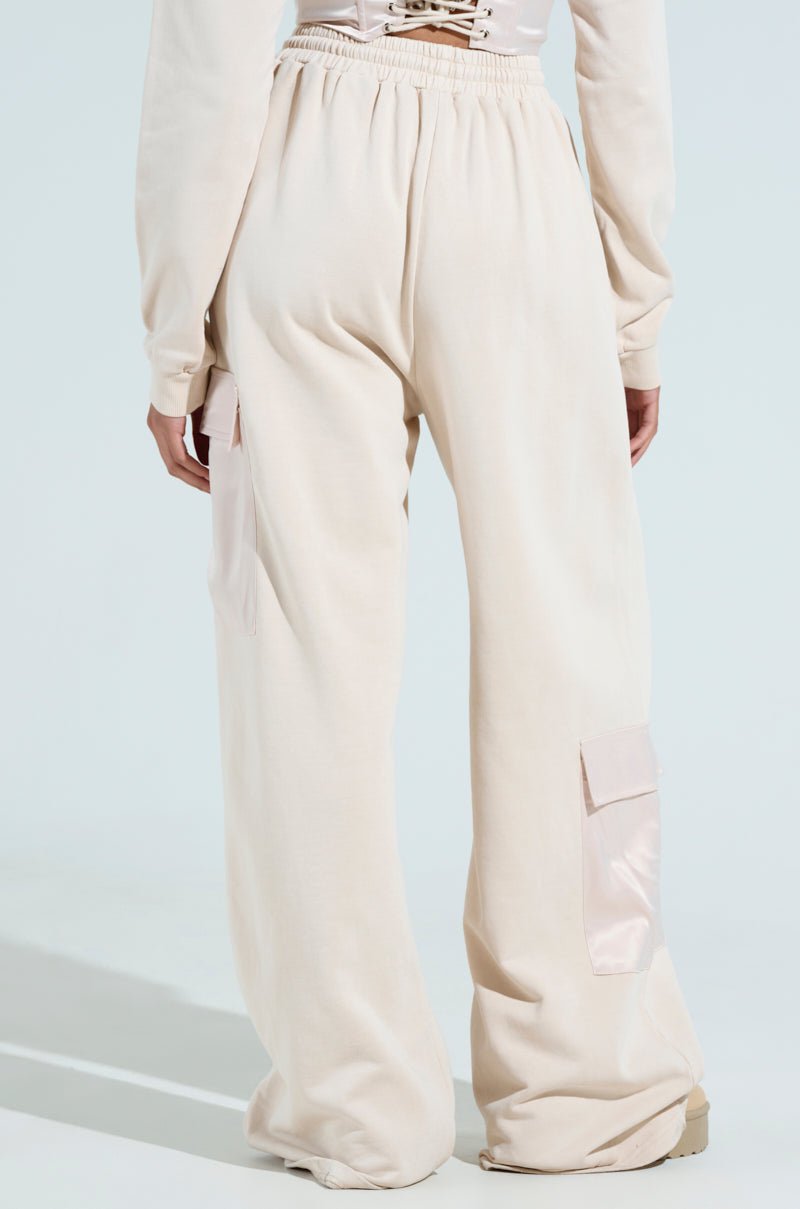 AROUND THE WORLD CARGO JOGGER