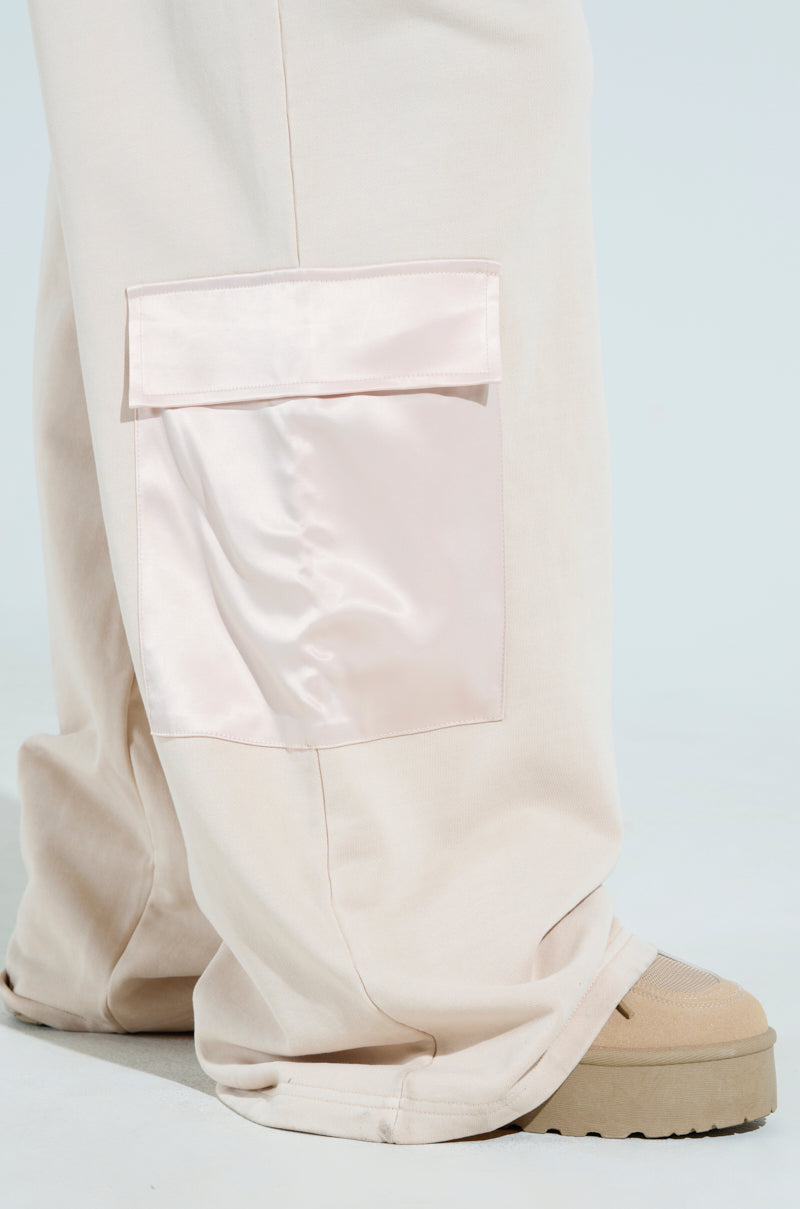 AROUND THE WORLD CARGO JOGGER