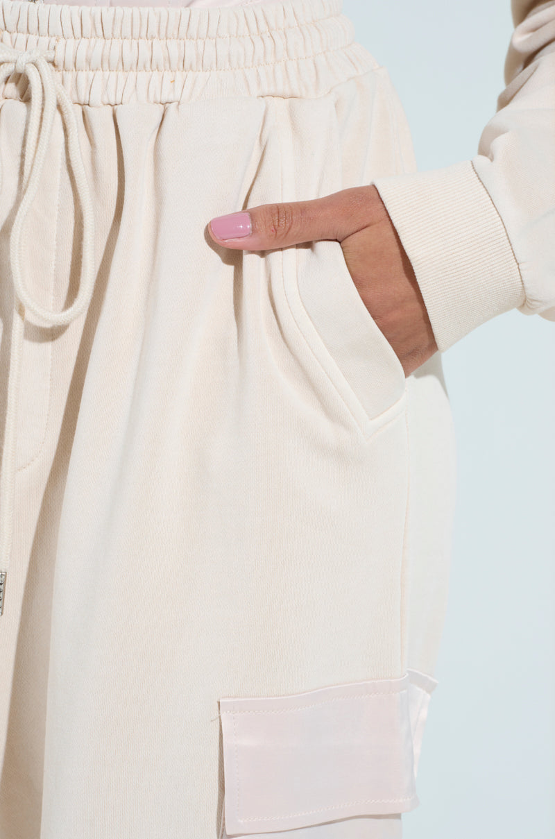 AROUND THE WORLD CARGO JOGGER