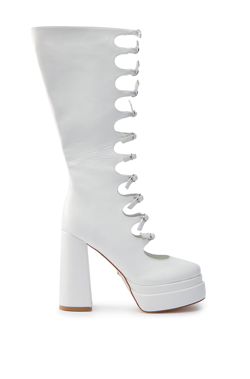 AZALEA WANG MARRIGOLD BOOT IN WHITE