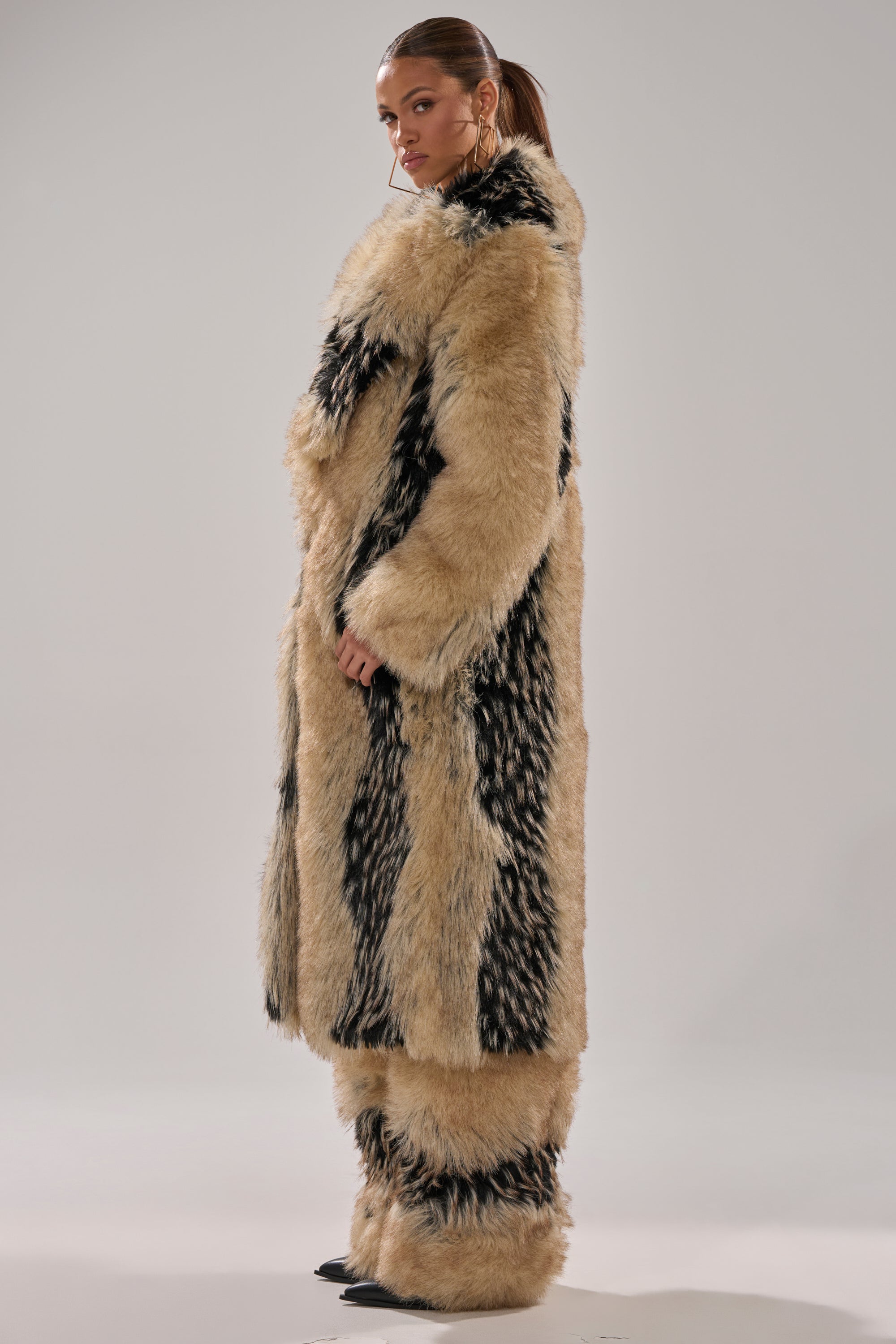 TELLURIDE FAUX FUR IN TAN