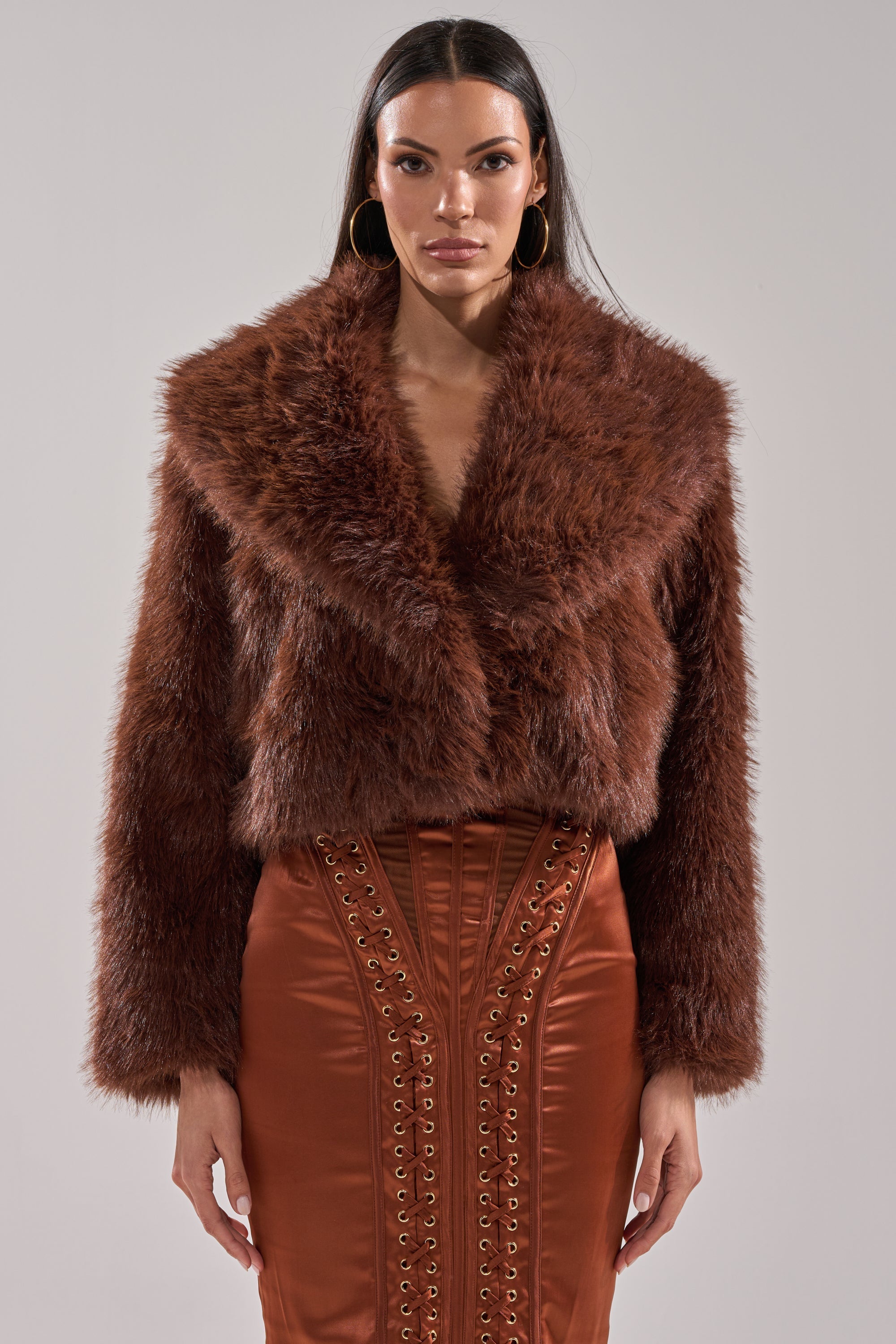 POPPY CROPPED FAUX FUR IN BROWN