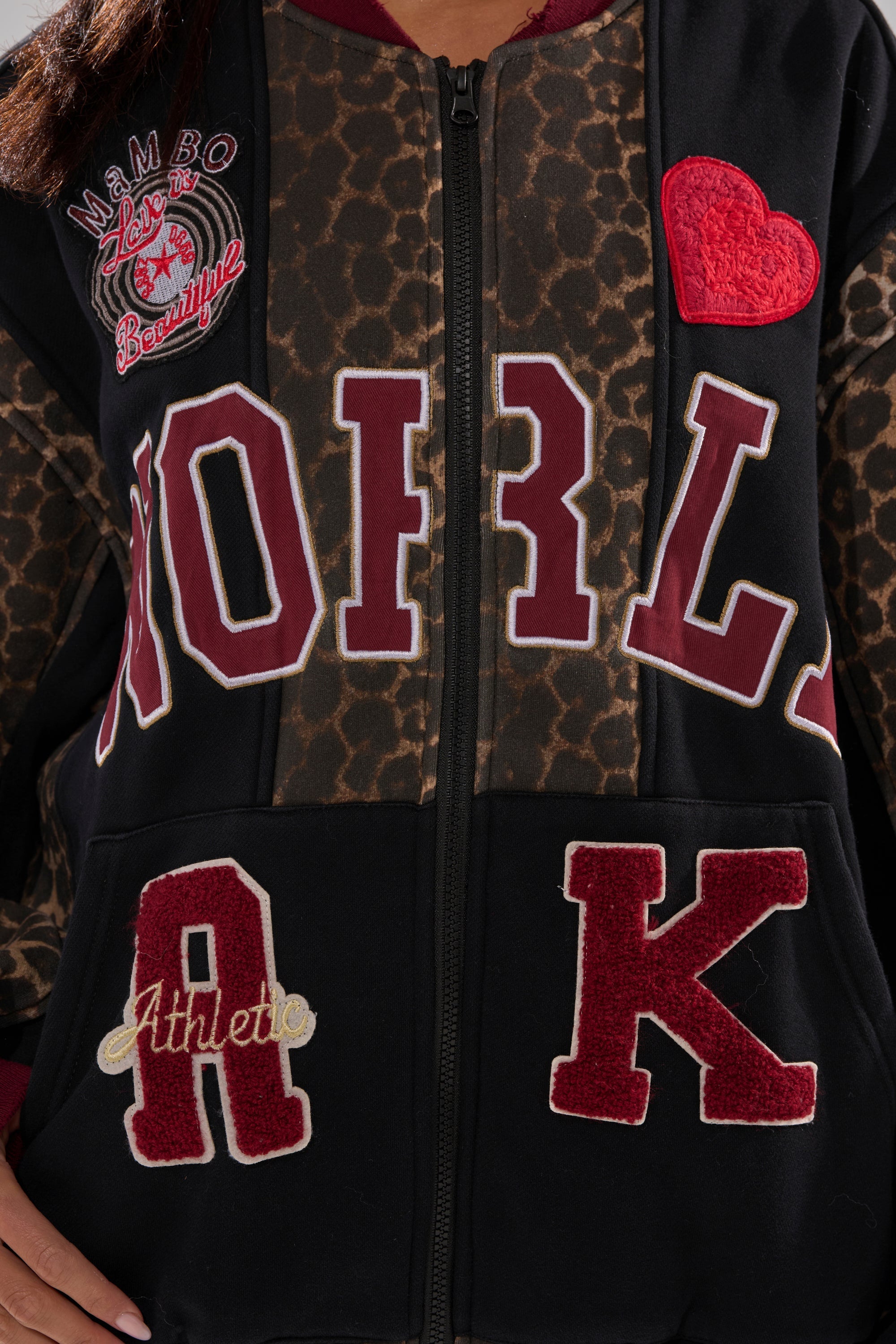 WORLD HOLD ON ZIP UP SWEATSHIRT