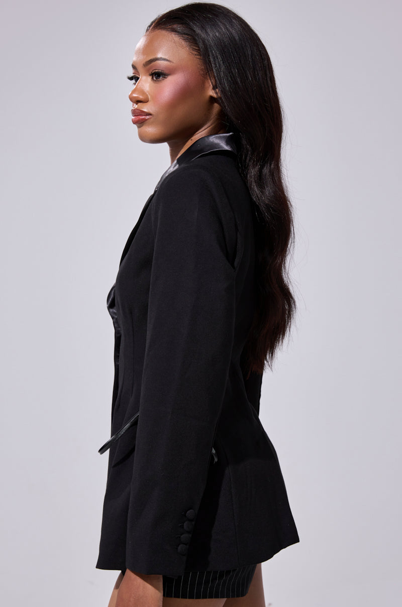 SCARLET CORSETED BLAZER