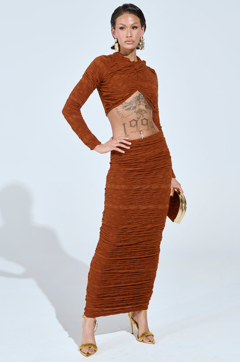 MAYBE NEXT TIME RUCHED LONG SLEEVE TOP IN BROWN