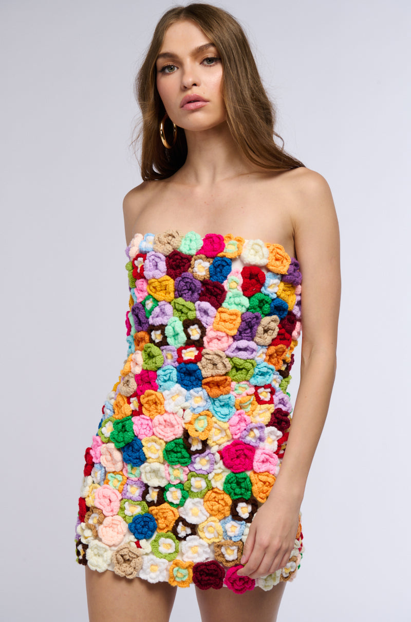 YA I'M CUTE FLORAL MINI DRESS